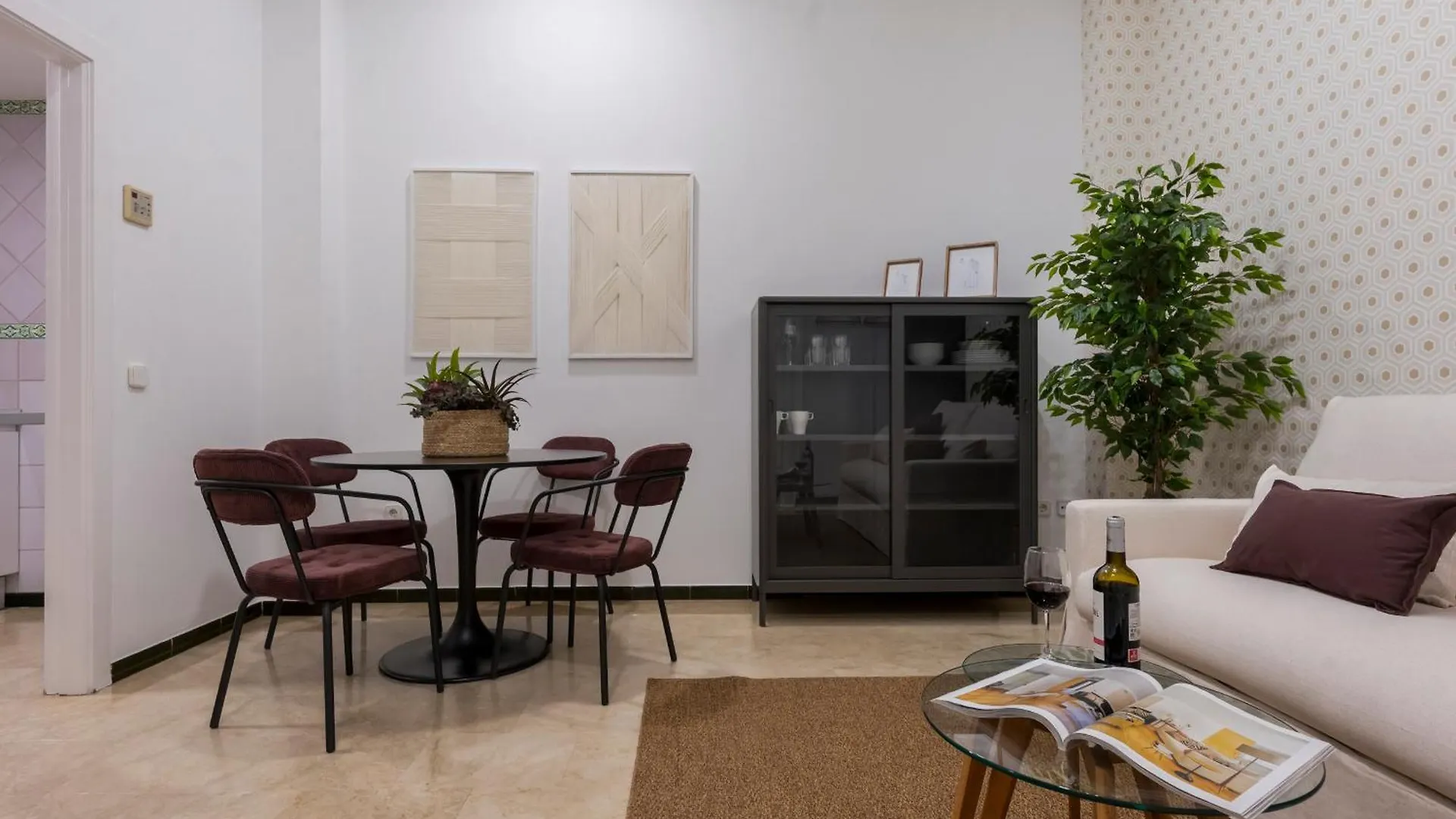 Avanti Cartuja Seville Apartment